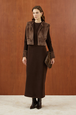 Kahverengi Peluş Kürk Yelekli Triko Elbise