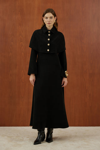 Siyah Pelerinli Triko Elbise