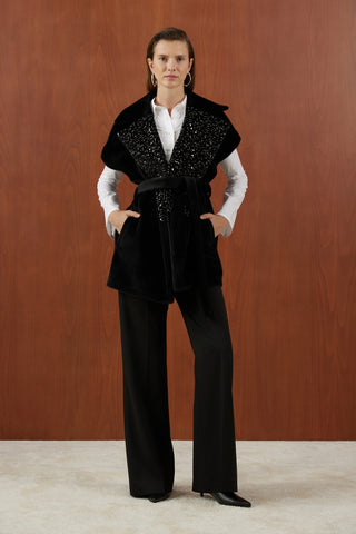 Siyah Nakış Detaylı Gold Fox Yelek