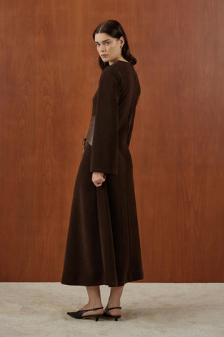 Kahverengi Deri Korsajlı Triko Elbise