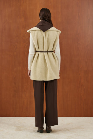 Taş Rengi Kemer Detaylı Yakalı Kürk Yelek