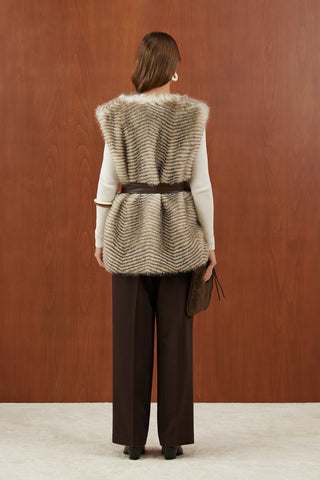 Beyaz Kahve Balık Sırtı Desenli Deri Kemer Detaylı Kürk