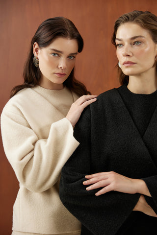 Siyah Köpük Kaşe Dikişsiz Takım