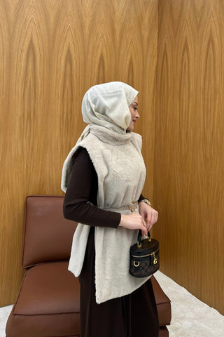 Bej Kemer Detaylı Peluş Kürk Panço