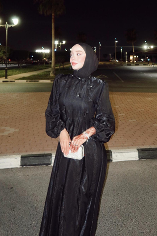 Çiçek Detaylı Kıloş Organze Elbise Siyah