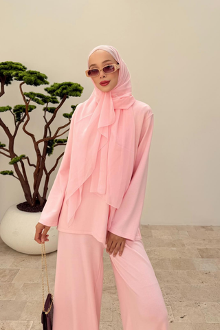 Dökümlü Pantolonlu Takım Pembe