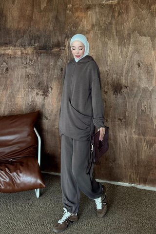 Drape Detaylı Kapüşonlu Pantolunlu İkili Takım Kahverengi