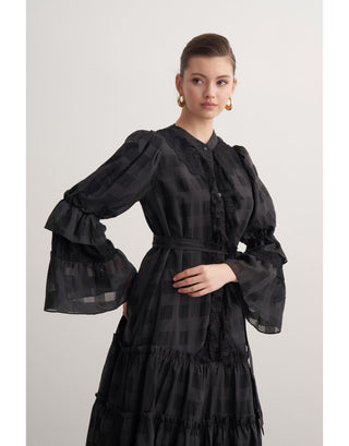 Dantel Detaylı Fırfırlı Elbise - Siyah