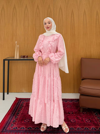 Fırfır Yakalı Çiçek Nakışlı Kat Kat Elbise Pembe