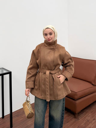 Kaplama Düğmeli Dik Yakalı Kuşaklı Mont Camel