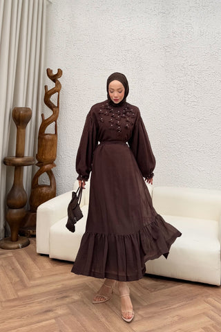 Ağaç Kabuğu İnce tensel Yakası Çiçek Detaylı Elbise Kahverengi