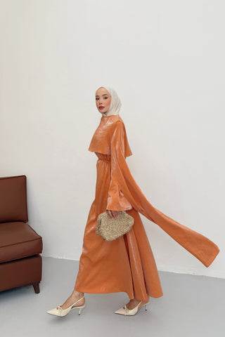 Omuzu Uzun Şal Detaylı Elbise Oranj