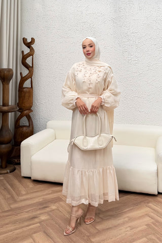 Ağaç Kabuğu İnce tensel Yakası Çiçek Detaylı Elbise Krem