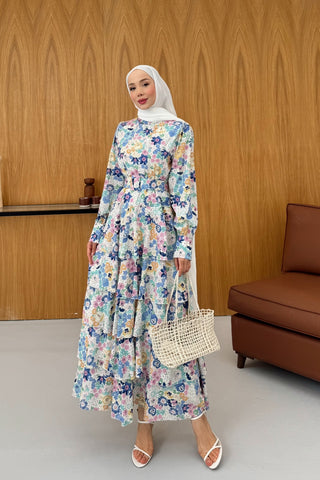 Eteği Katlı Volanlı Çiçekli Elbise Mavi