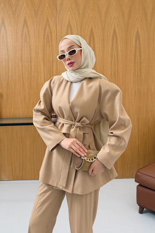 Geniş Yakalı Pens Detaylı Ceket Pantolon Takım Camel
