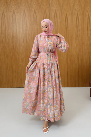 Düğme Detaylı Eteği Büzgülü Elbise Pembe