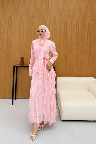 Eteği Volanlı Fırfırlı Şifon Elbise Pembe