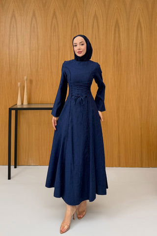 Kup Dantel Detaylı Birit Biyeli Elbise Lacivert