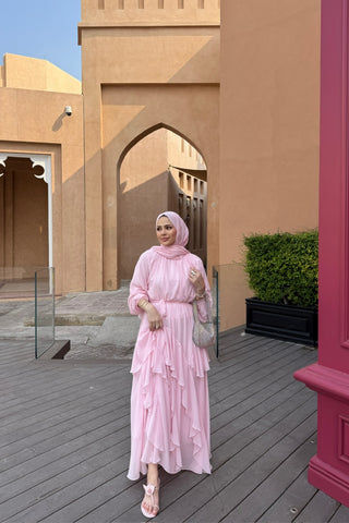 Reglan Kollu Eteği Kat Volanlı Şifon Elbise Pembe