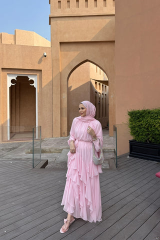 Reglan Kollu Eteği Kat Volanlı Şifon Elbise Pembe