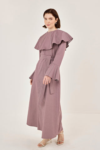 Pelerin Detaylı Taşlı Gabardin Elbise Gül