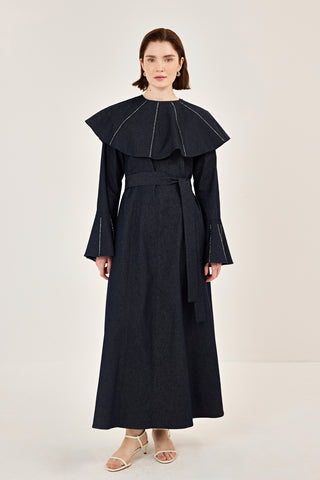 Pelerin Detaylı Taşlı Gabardin Elbise Lacivert