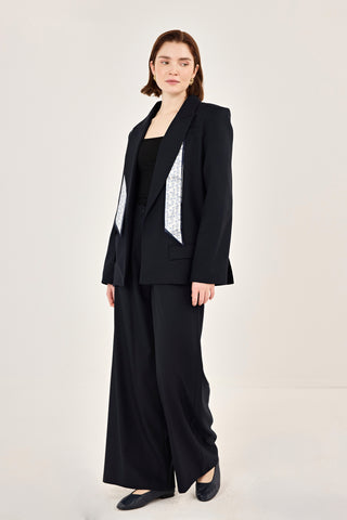 Fular Detaylı Ceket Pantolon Takım Lacivert