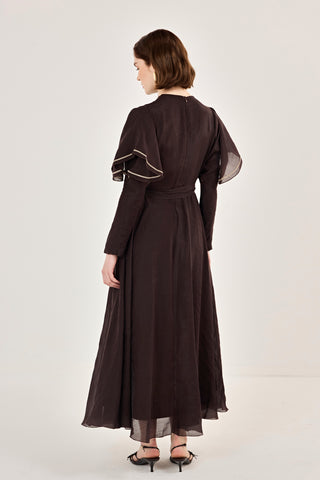 Nakış Detaylı Volanlı Parlak Tensel Elbise Kahverengi