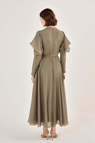 Nakış Detaylı Volanlı Parlak Tensel Elbise Haki