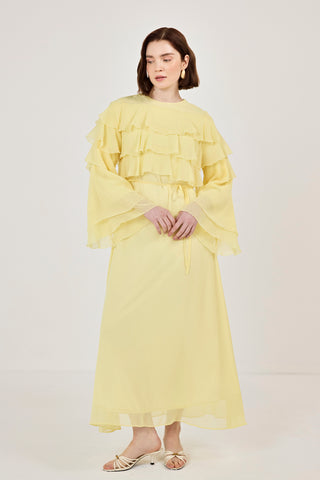Robadan Fırfır Detaylı Biye Kemerli Şifon Elbise Sarı
