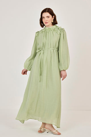 Omuzları Çiçekli Taşlı Elbise Çağla Yeşili