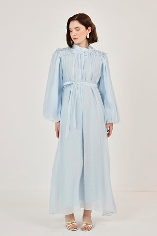 Omuzları Çiçekli Taşlı Elbise Mavi