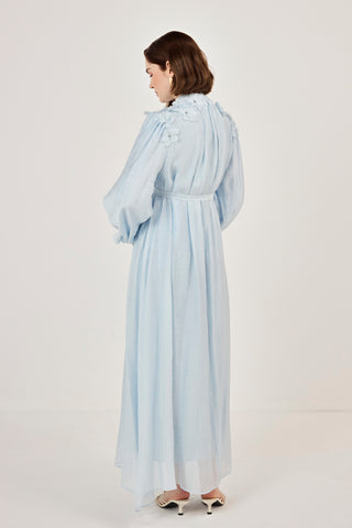 Omuzları Çiçekli Taşlı Elbise Mavi