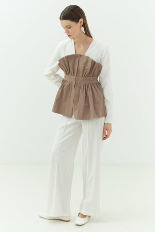Büzgü Korsaj Detaylı Ceket Pantolon Takım Bej