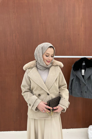 Kürk Yakalı Balık Sırtı Kaşe Kaban