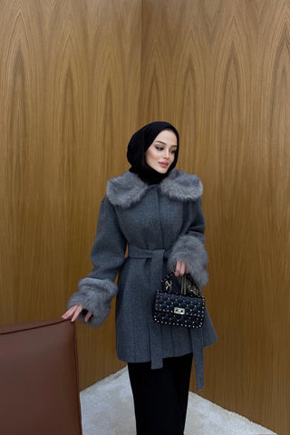 Kürk Detaylı Kaşe Kaban